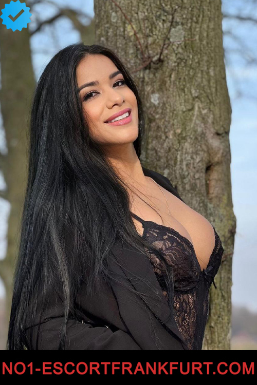 Black Hair Escort Model in Frankfurt